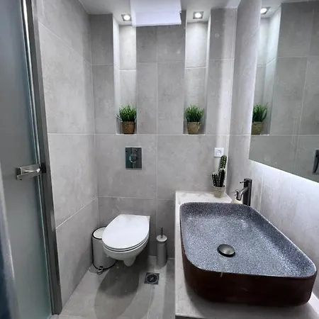 Amarylis Beachfront Studios Apartment