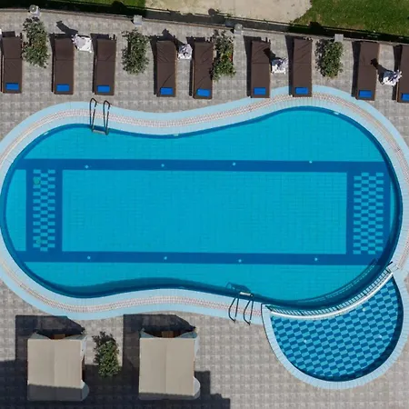 Amarylis Beachfront Studios Amoudi