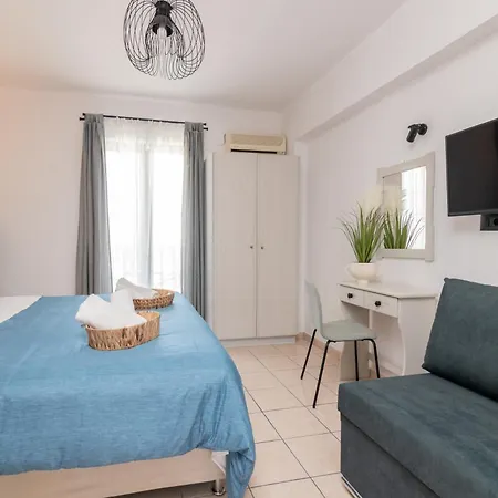 Apartment Amarylis Beachfront Studios Amoudi